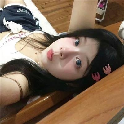 住楼上的女人
